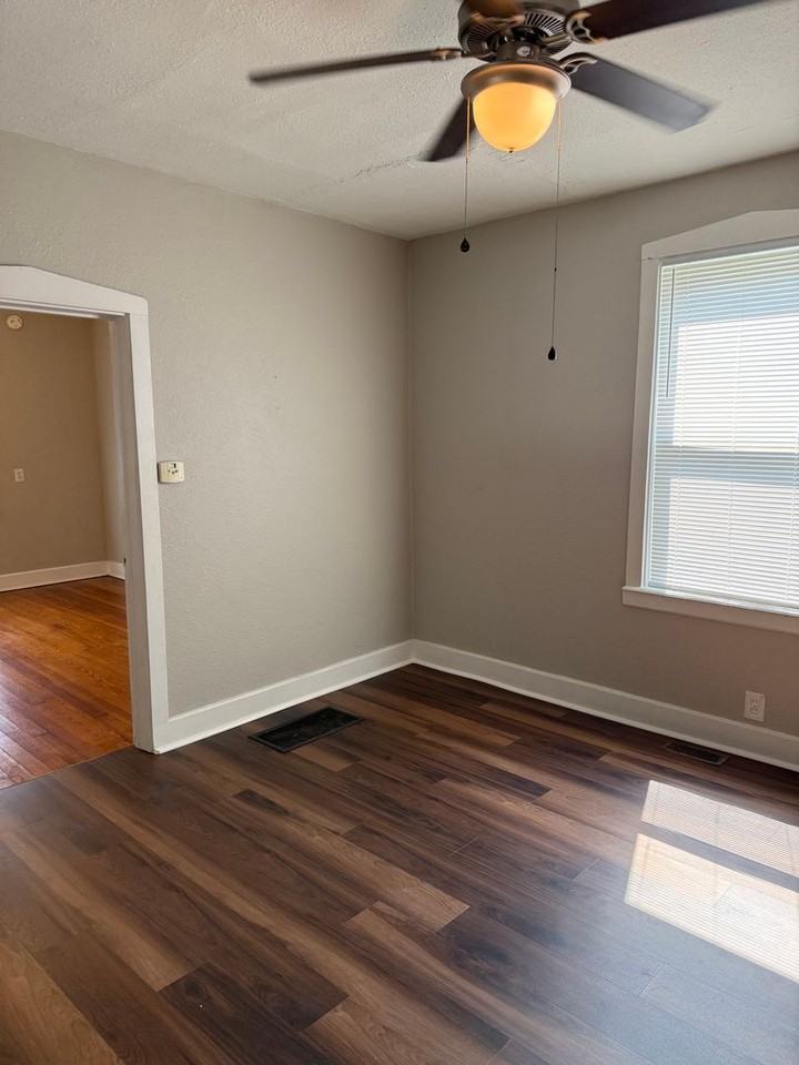 147 E Etta Ave - Photo 4 of 11