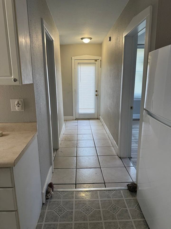 147 E Etta Ave - Photo 5 of 11