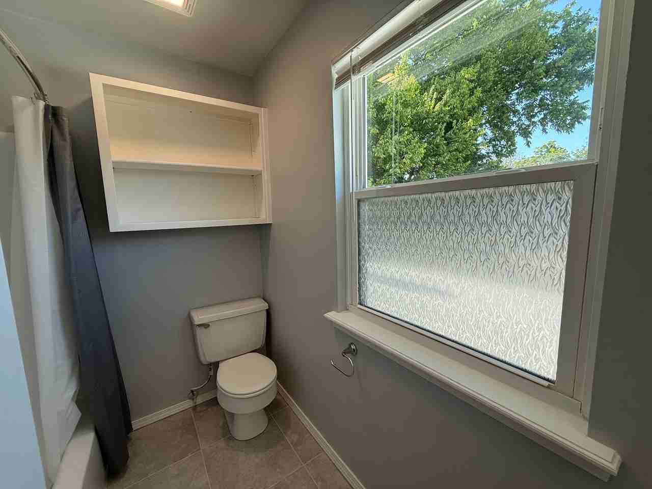 137 E K Pl - Photo 6 of 22