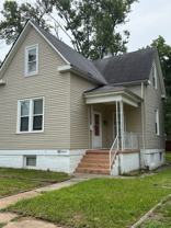 7048 Raymond Ave - Photo 1 of 1