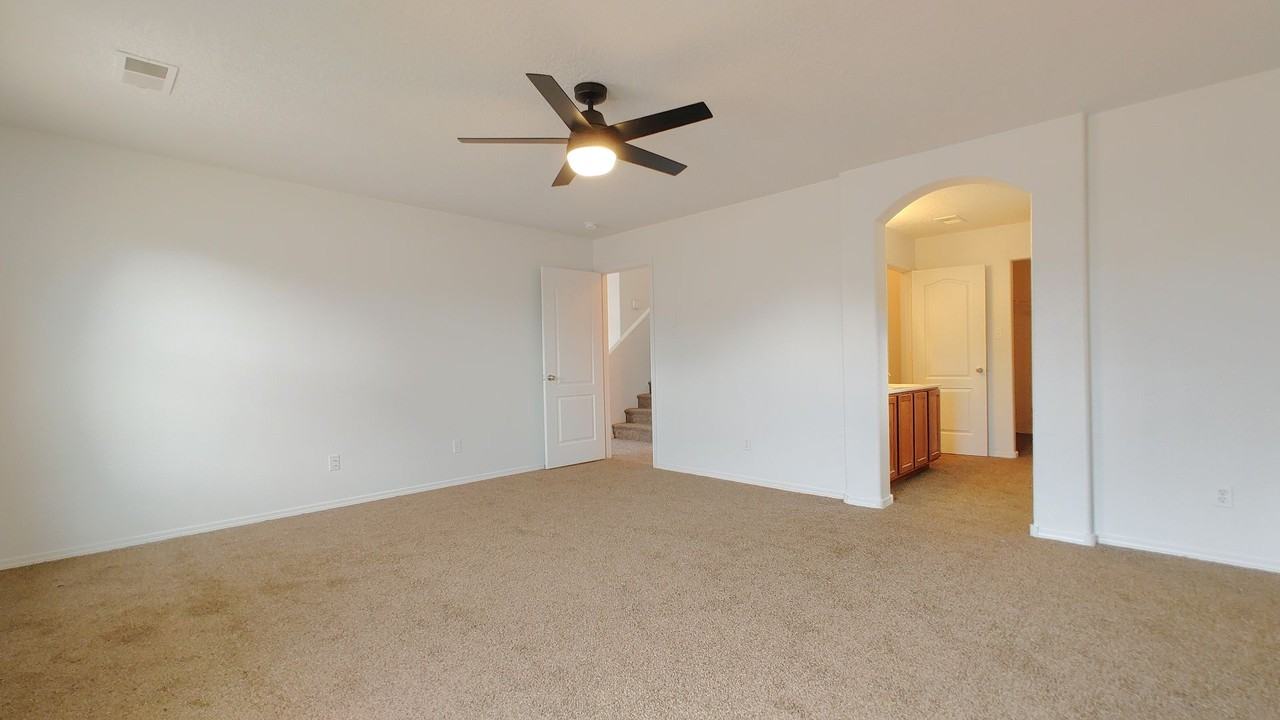 2105 Margarita Dr Se - Photo 6 of 21