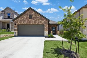 featured image of 685 Papaya Dr