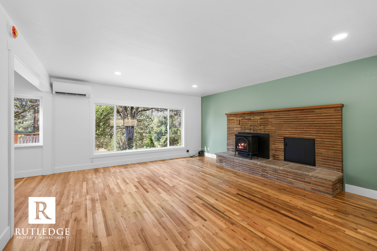 3838 Highway 238 - Photo 7 of 20