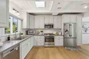 2323 Mastlands Dr - Photo 1 of 1