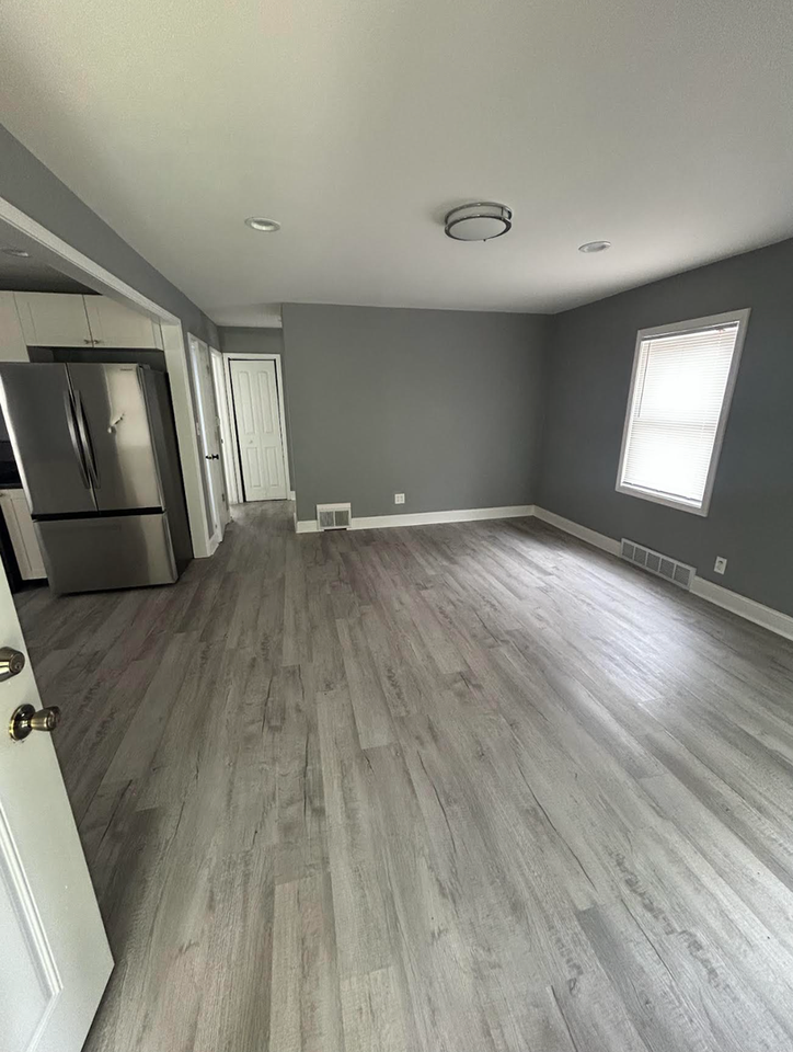 4230 Connecticut St - Photo 2 of 24