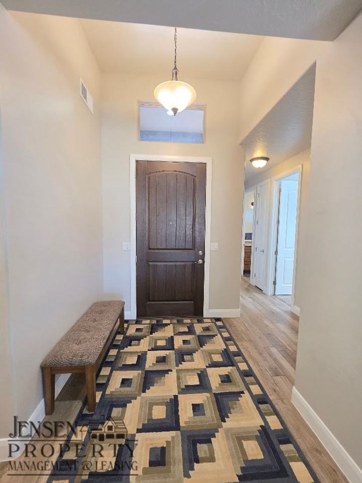 106 W Via Modelo - Photo 4 of 35