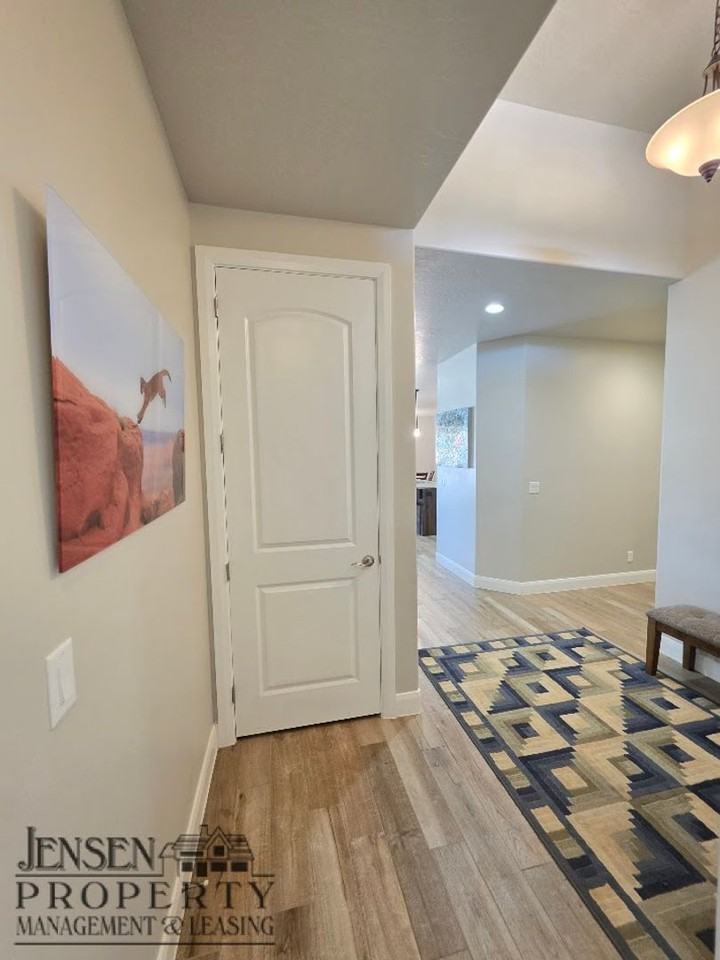 106 W Via Modelo - Photo 5 of 35