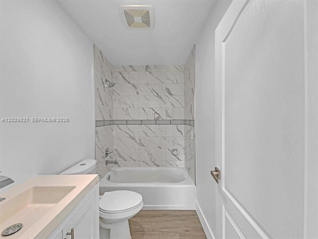 1804 Sw 99th Ter #1804 - Photo 7 of 9