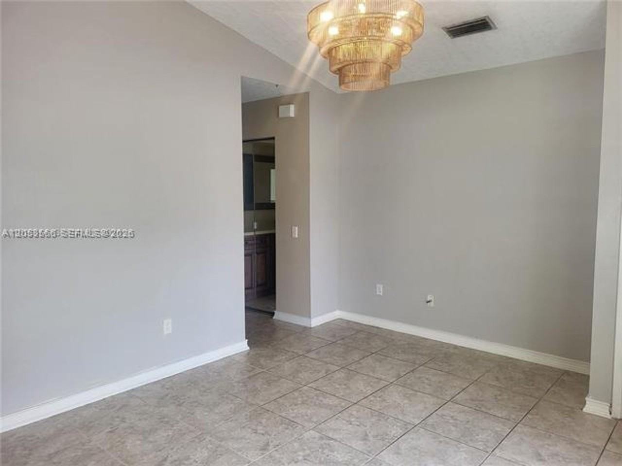 14419 14419 SW 142nd Ct th 14419 - Photo 4 of 15