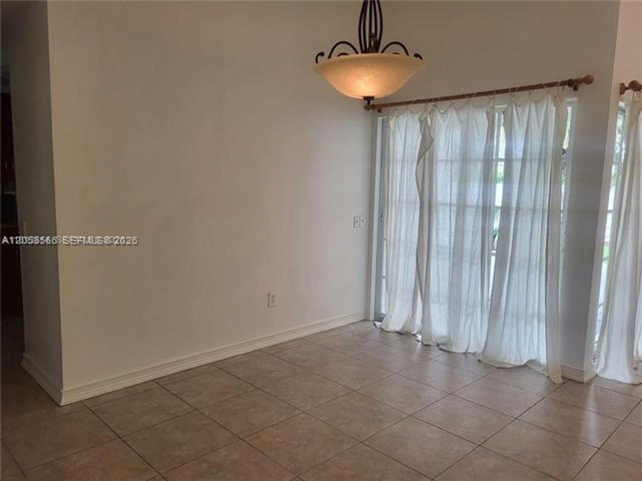 14419 14419 SW 142nd Ct th 14419 - Photo 5 of 15