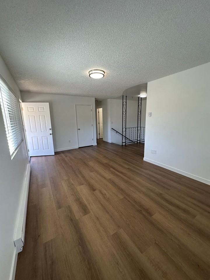 814 St Francis St - Photo 5 of 19