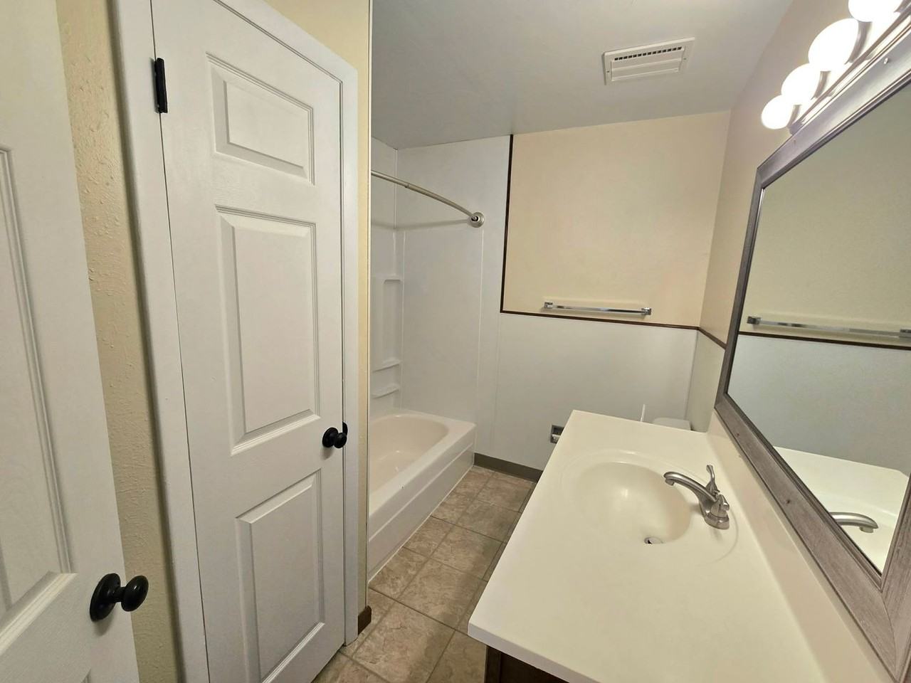 3016 Denver St - Photo 6 of 7