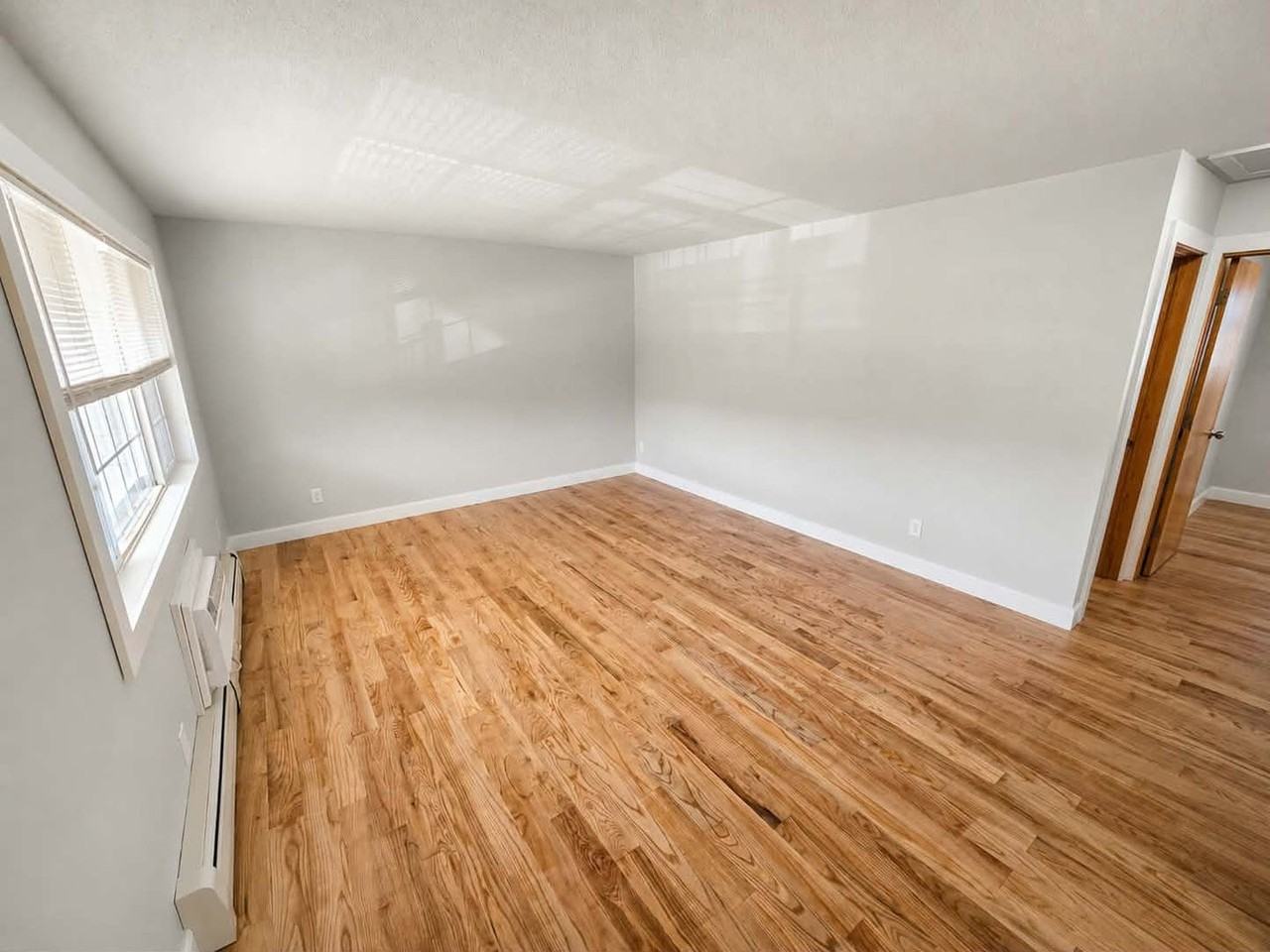 3030 Denver St - Photo 2 of 10
