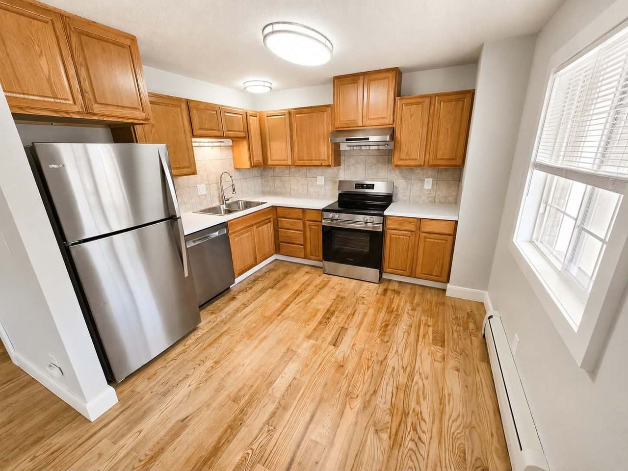 3030 Denver St - Photo 4 of 10