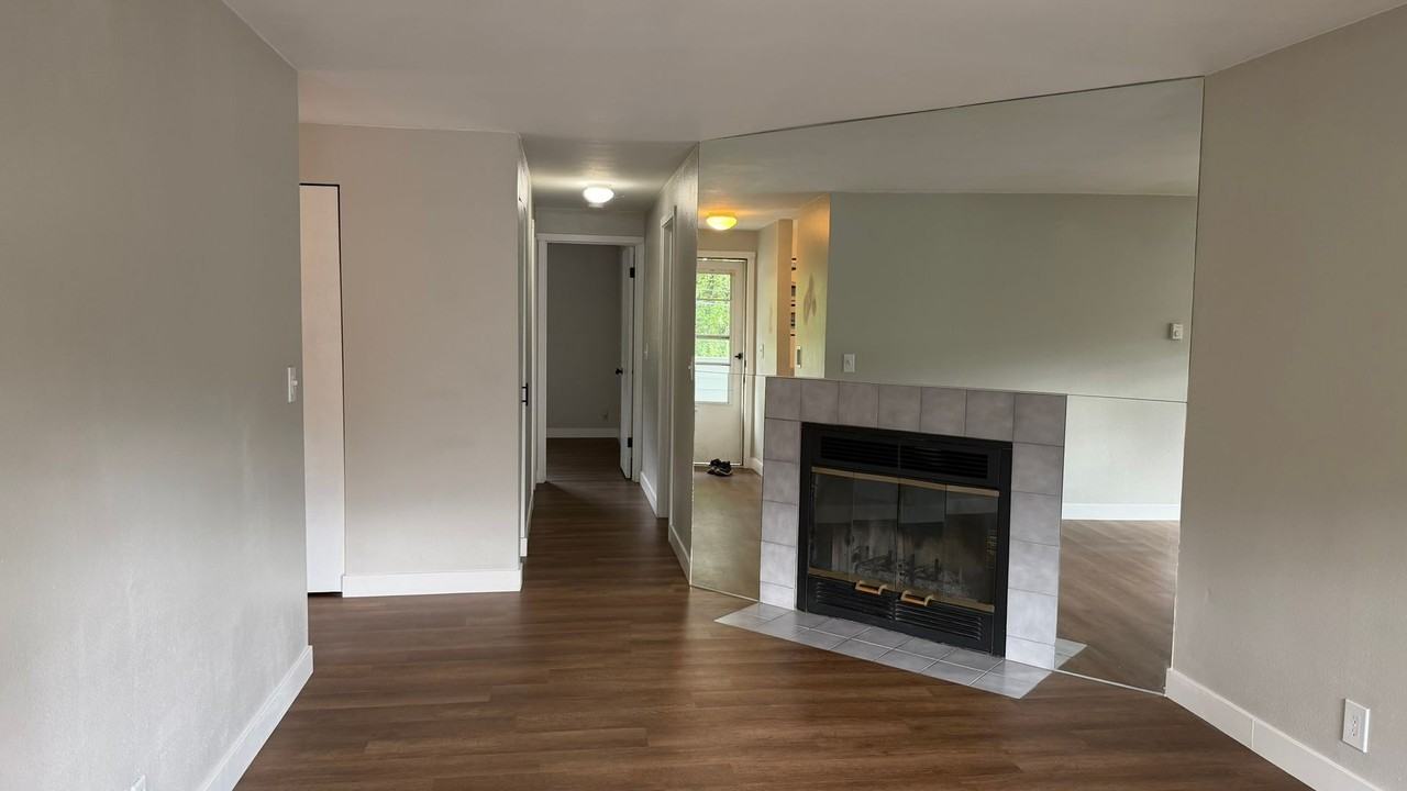 1624 201st Pl Se #6D - Photo 5 of 14