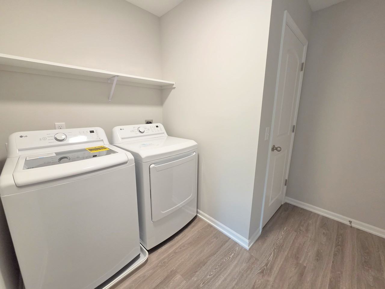 3565 Canal Square Dr #1 - Photo 7 of 14