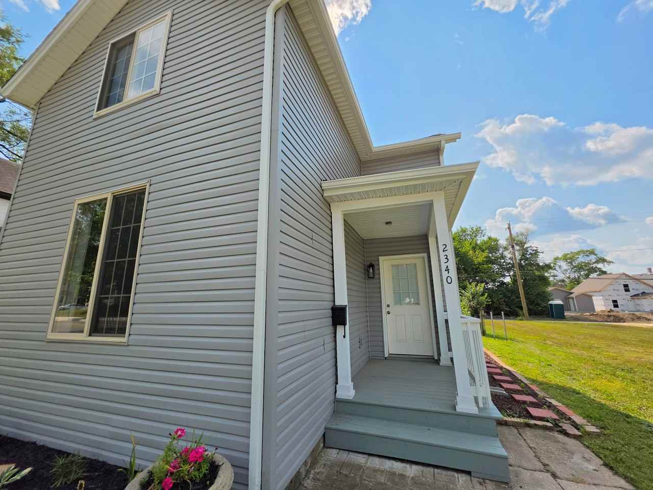 2340 S Anthony Blvd #1 - Photo 2 of 10