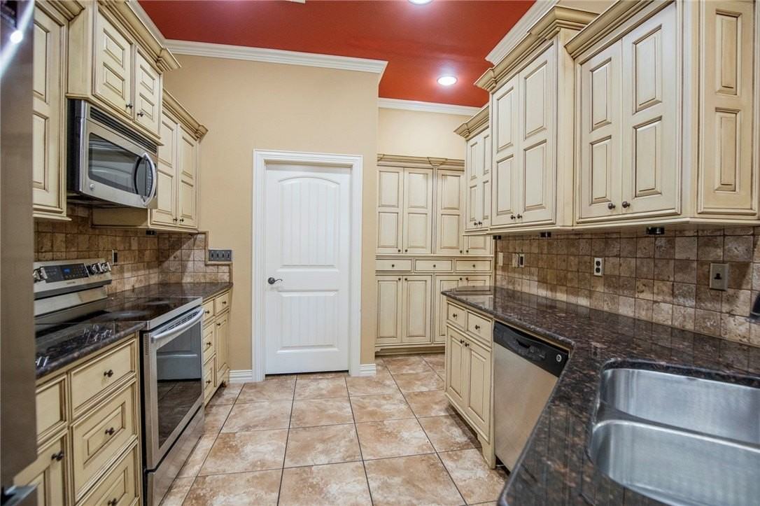 3006 Sw Pine Valley Rd - Photo 3 of 22