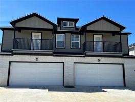 featured image of 1023 S Benchmark Ln #2