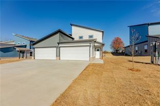 1603 Sw Casuarina Dr #2 - Photo 1 of 1