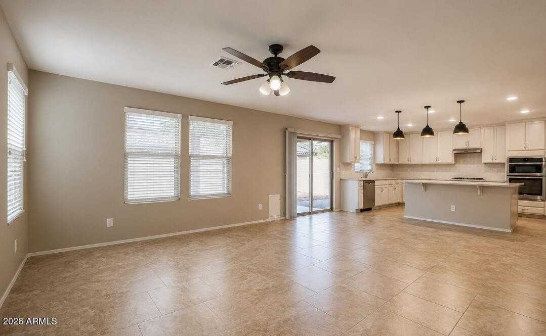 12108 W Range Mule Dr - Photo 6 of 36