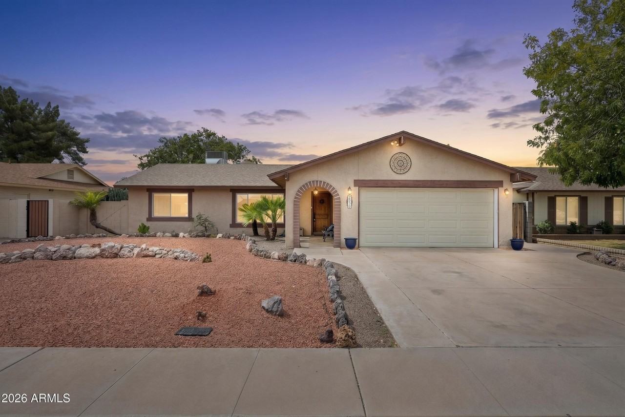 2319 E Loma Vista Dr - Photo 4 of 31