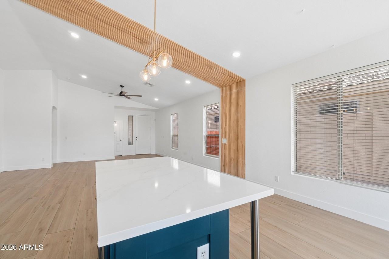 4349 E Smokehouse Trl - Photo 3 of 16