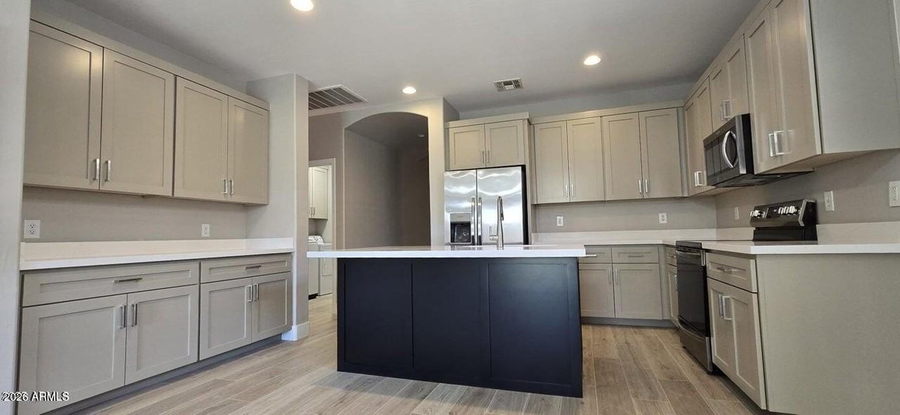 17751 W Tasha Dr - Photo 2 of 27