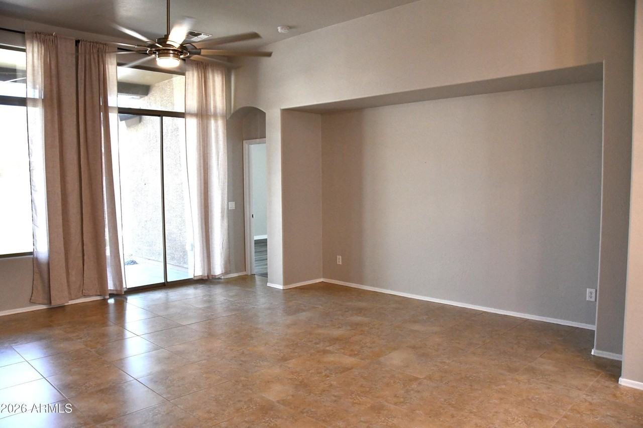 8787 W Gardenia Ave - Photo 7 of 25