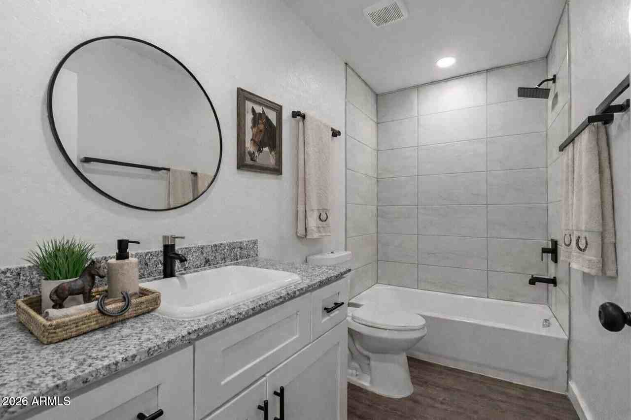 1823 W Hadley St - Photo 5 of 14