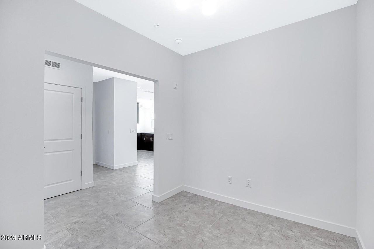 2511 W Queen Creek Rd #370 - Photo 3 of 37