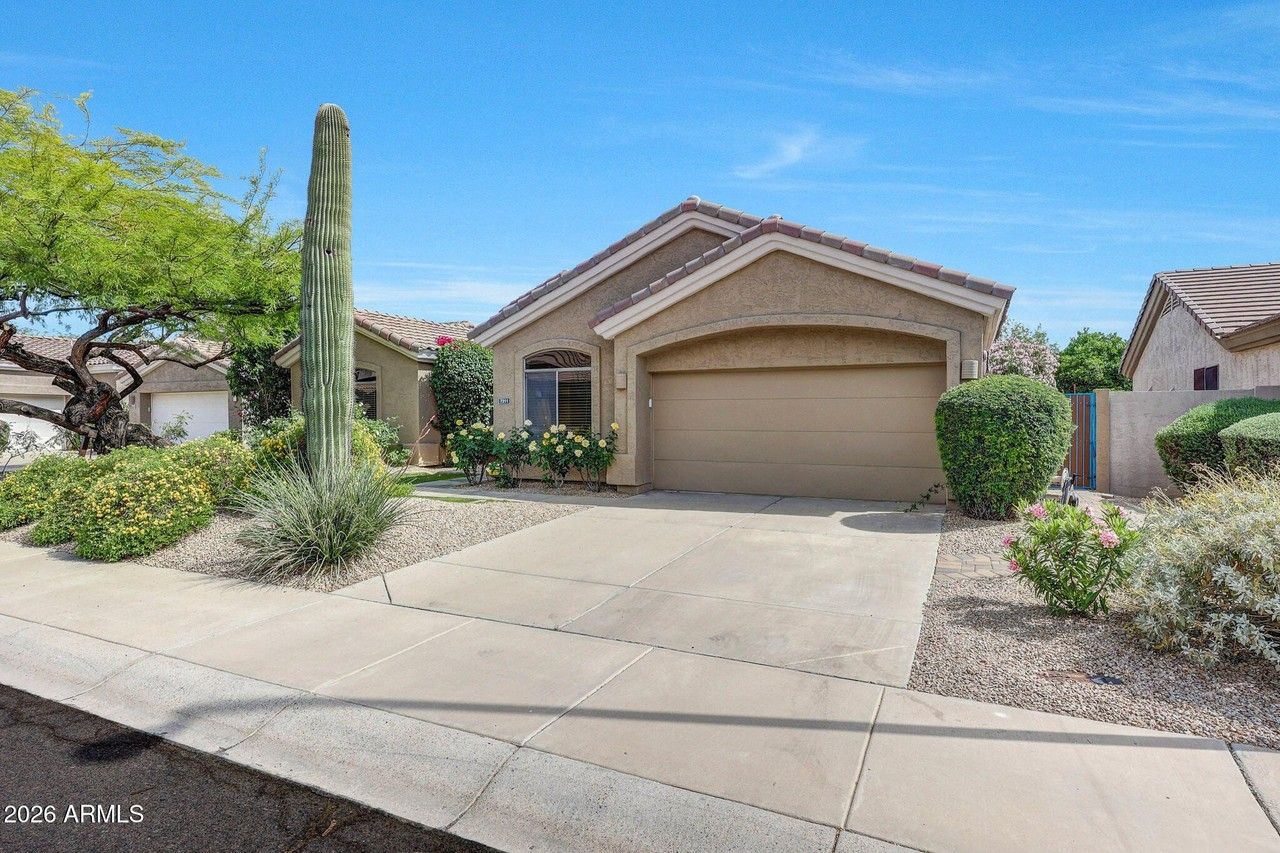 7311 E Wingspan Way - Photo 2 of 16