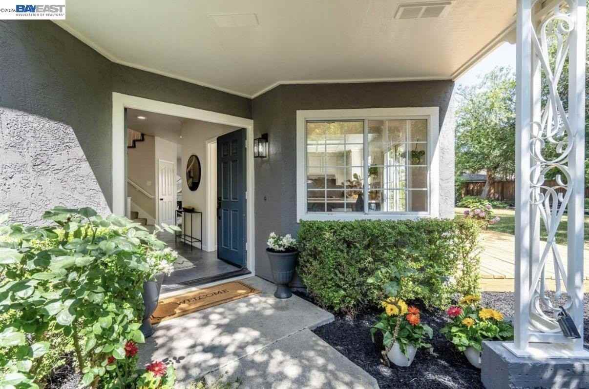5 Stuart Pl - Photo 2 of 50