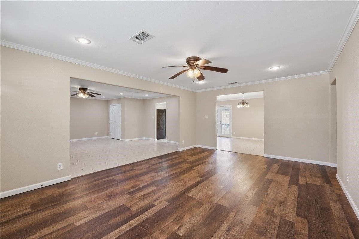15443 San Jacinto St - Photo 7 of 35