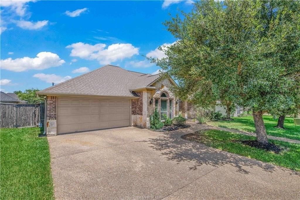 2703 Colony Glen Dr - Photo 3 of 26