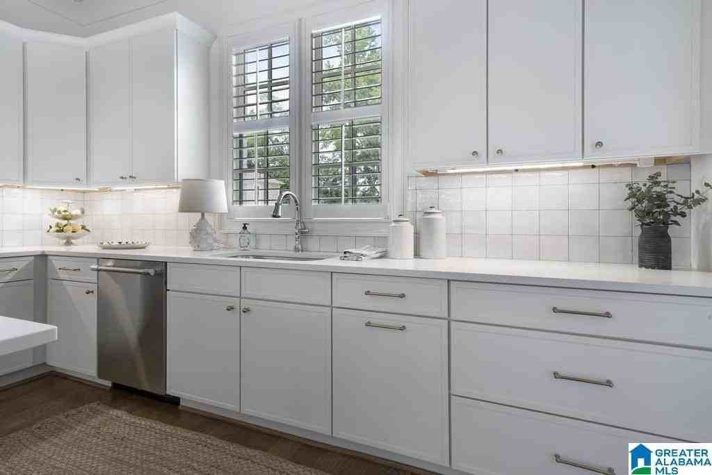 1125 Ninas Way - Photo 4 of 23