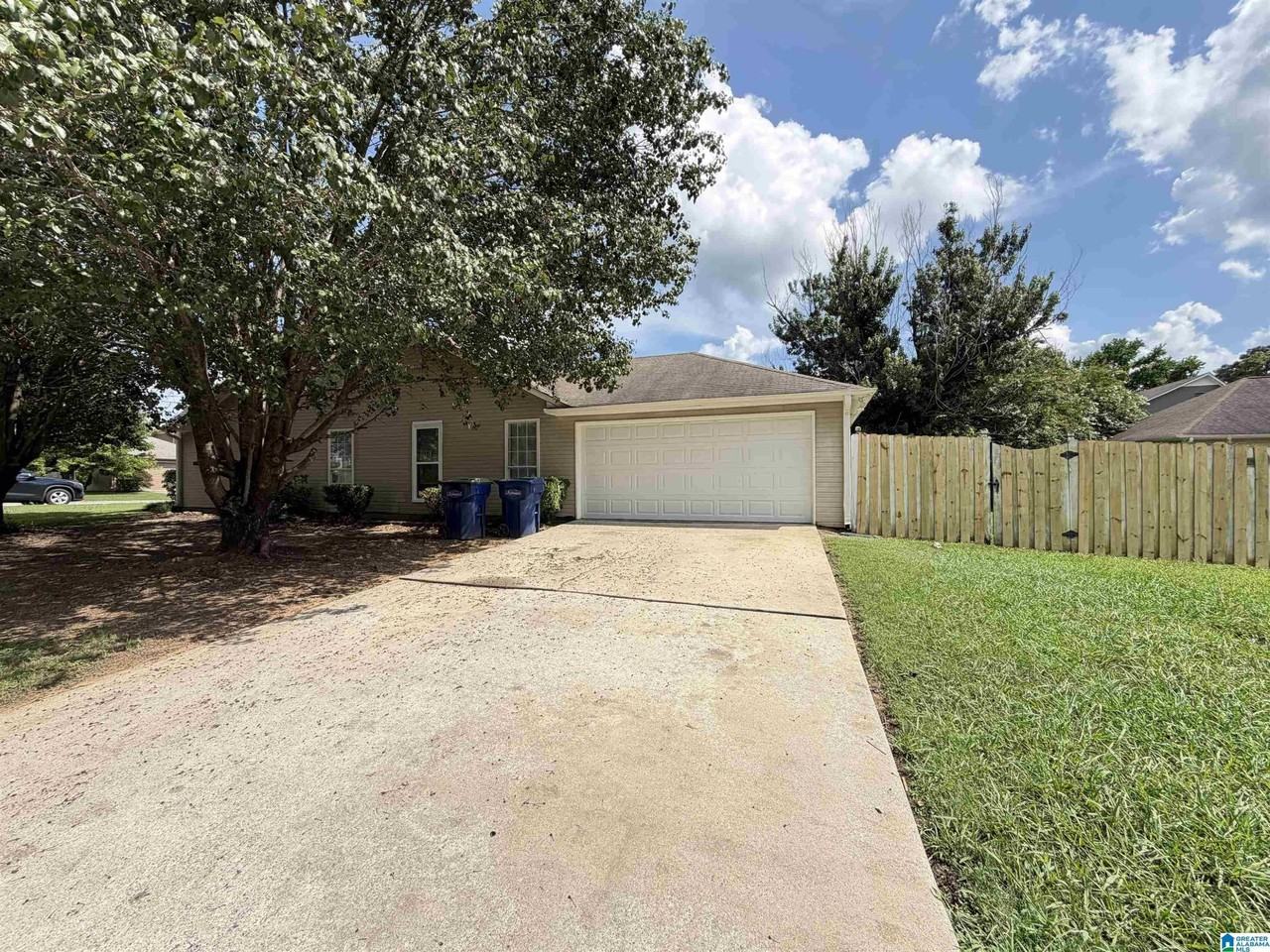 101 Cambridge Pointe Cir - Photo 3 of 20