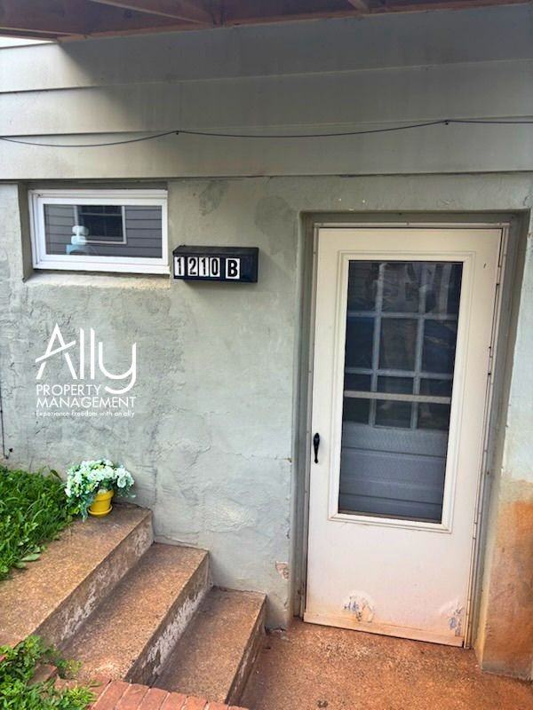 1210 Agnese Street - BUnit B #B - Photo 2 of 13