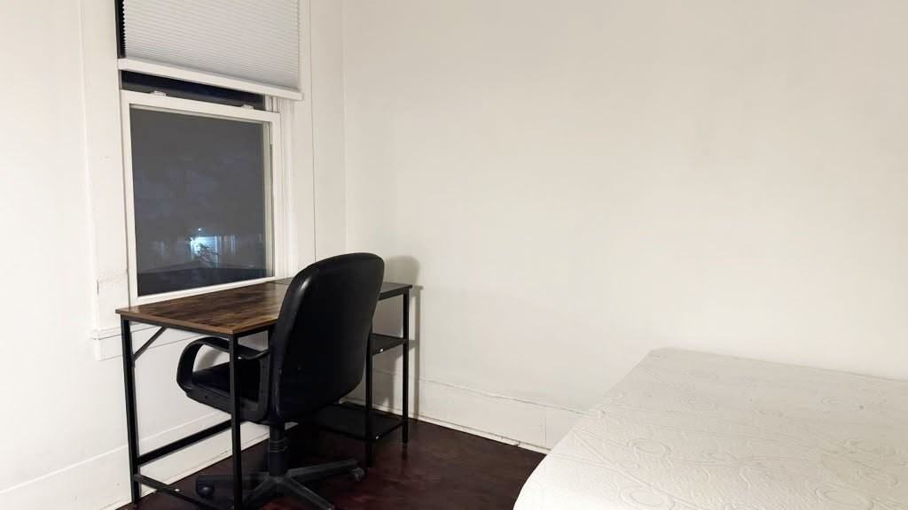 445 N Tioga St #2 - Photo 4 of 11