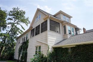 48 Oxford St ## 52 - Photo 1 of 1