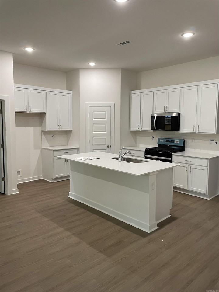 503 Cain Trl - Photo 4 of 24