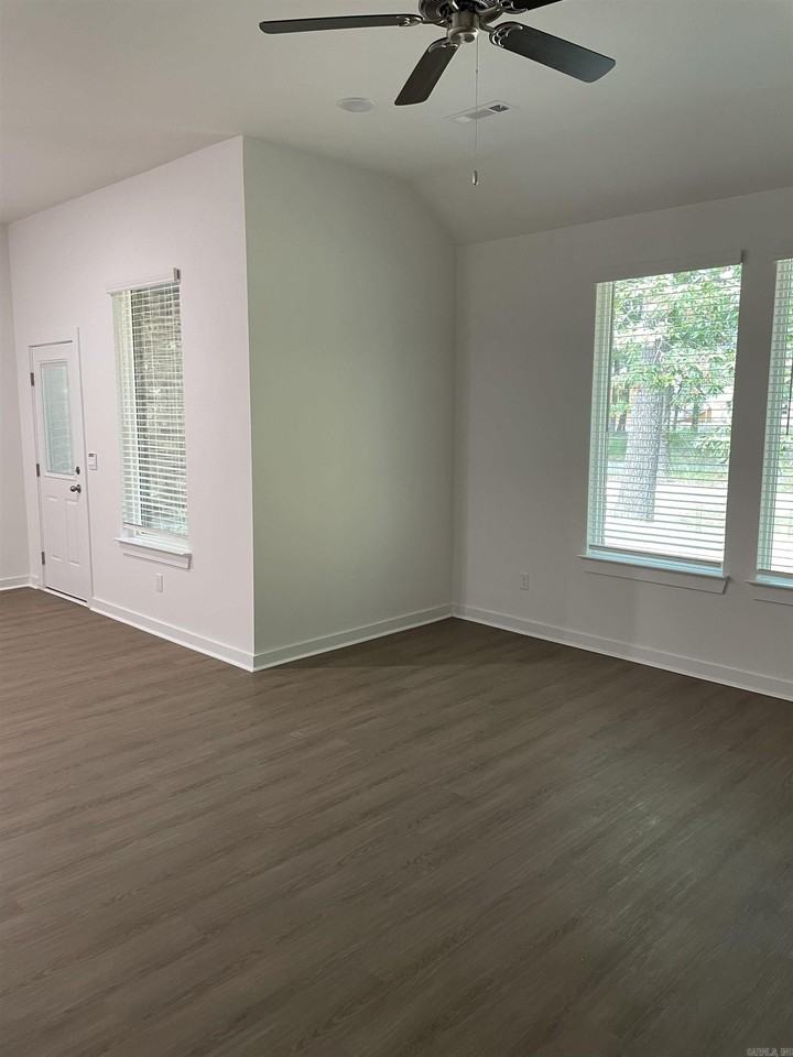 503 Cain Trl - Photo 5 of 24
