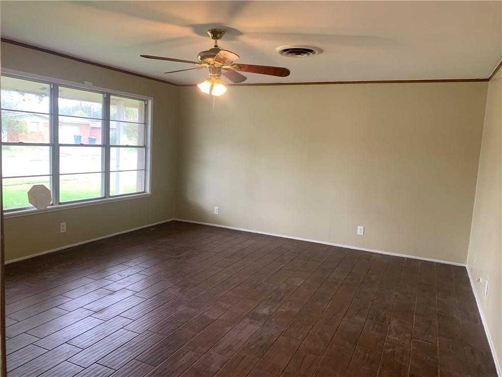 6026 Orms Dr - Photo 2 of 7