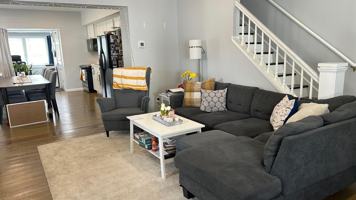 featured image of 203 E Reynolds St #207