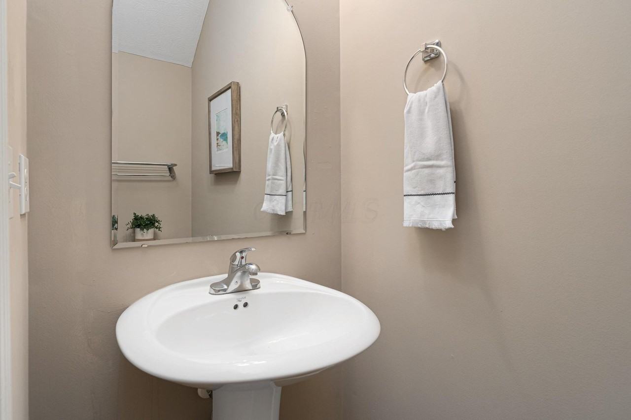 6188 Brassie Ave #404 - Photo 5 of 24