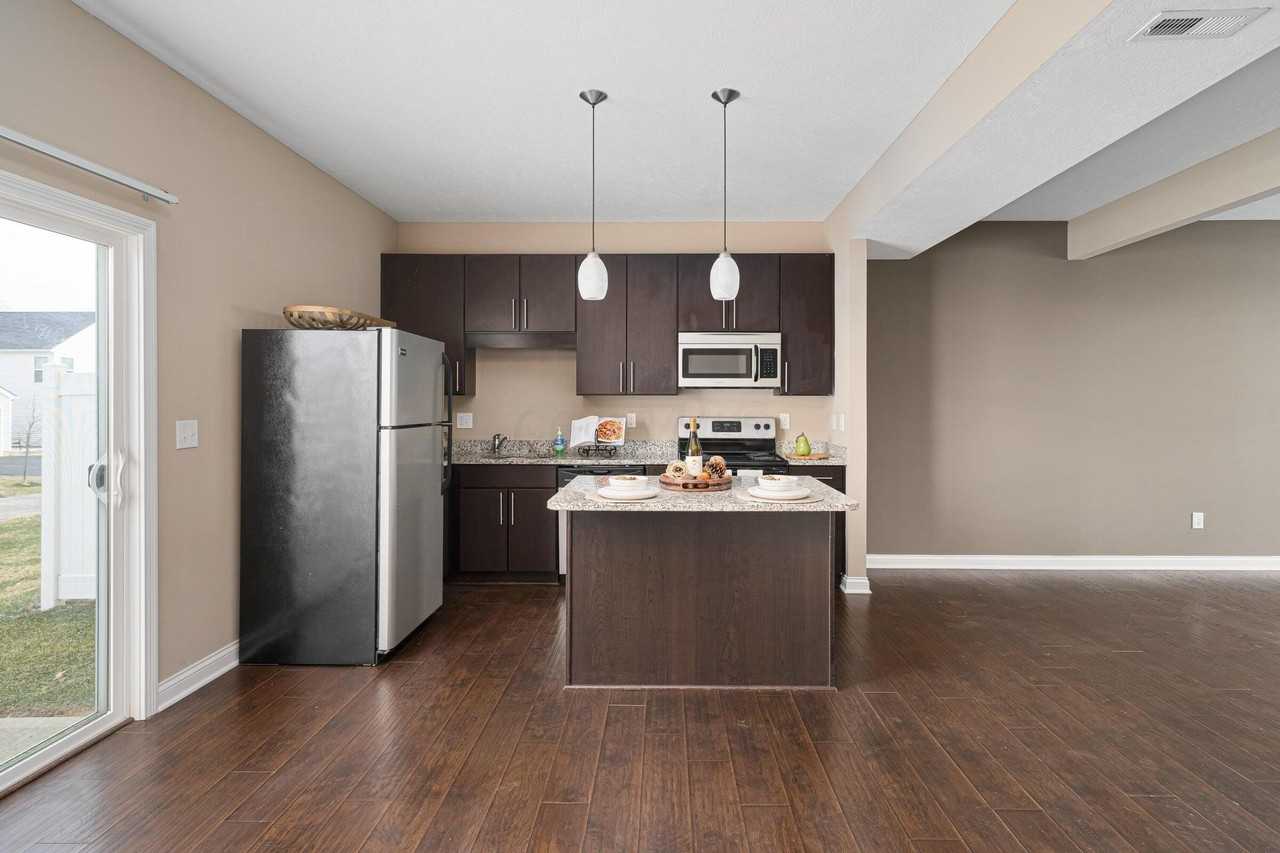 6188 Brassie Ave #404 - Photo 7 of 24