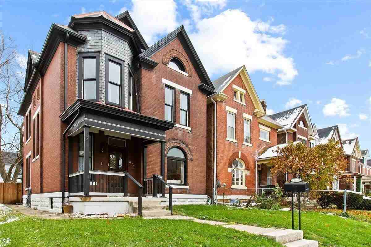 674 S Ohio Ave - Photo 2 of 42