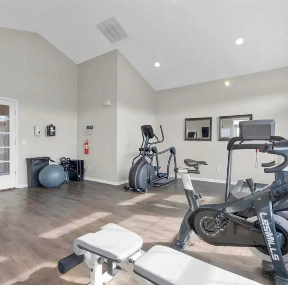 7624 Lorimar Dr - Photo 2 of 7