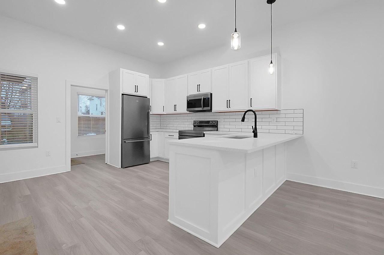 932 Wagner St - Photo 4 of 12