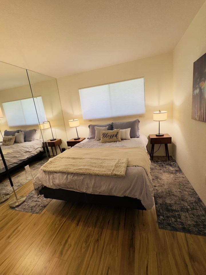 2801 N Los Felices Cir E #102 - Photo 6 of 12